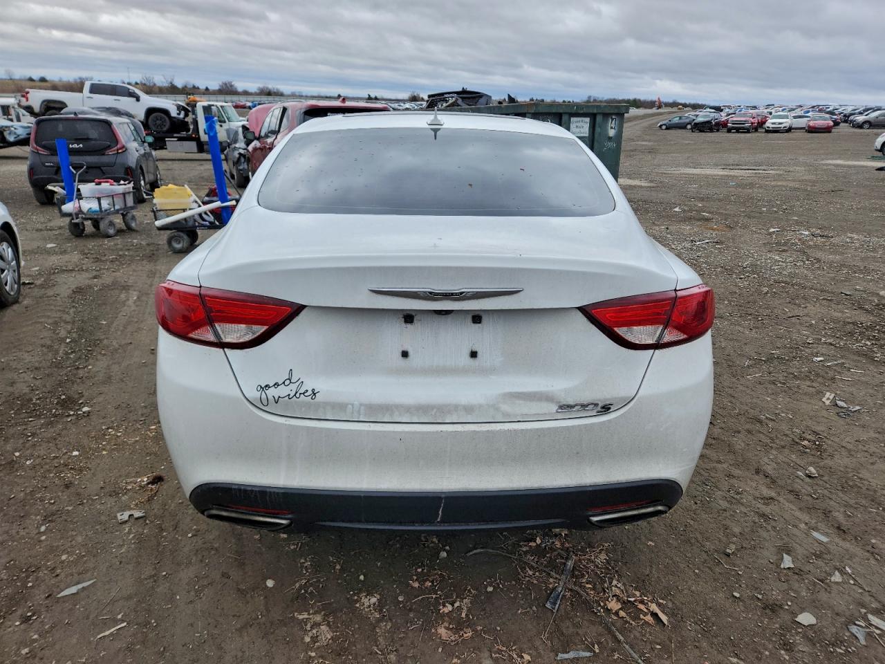 2016 CHRYSLER 200 S photo 6