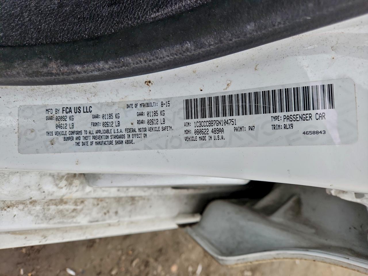 2016 CHRYSLER 200 S photo 12