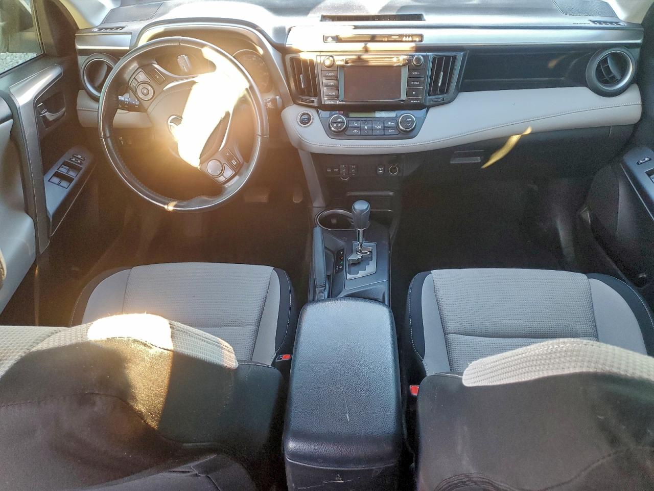 2018 TOYOTA RAV4 ADVENTURE photo 8
