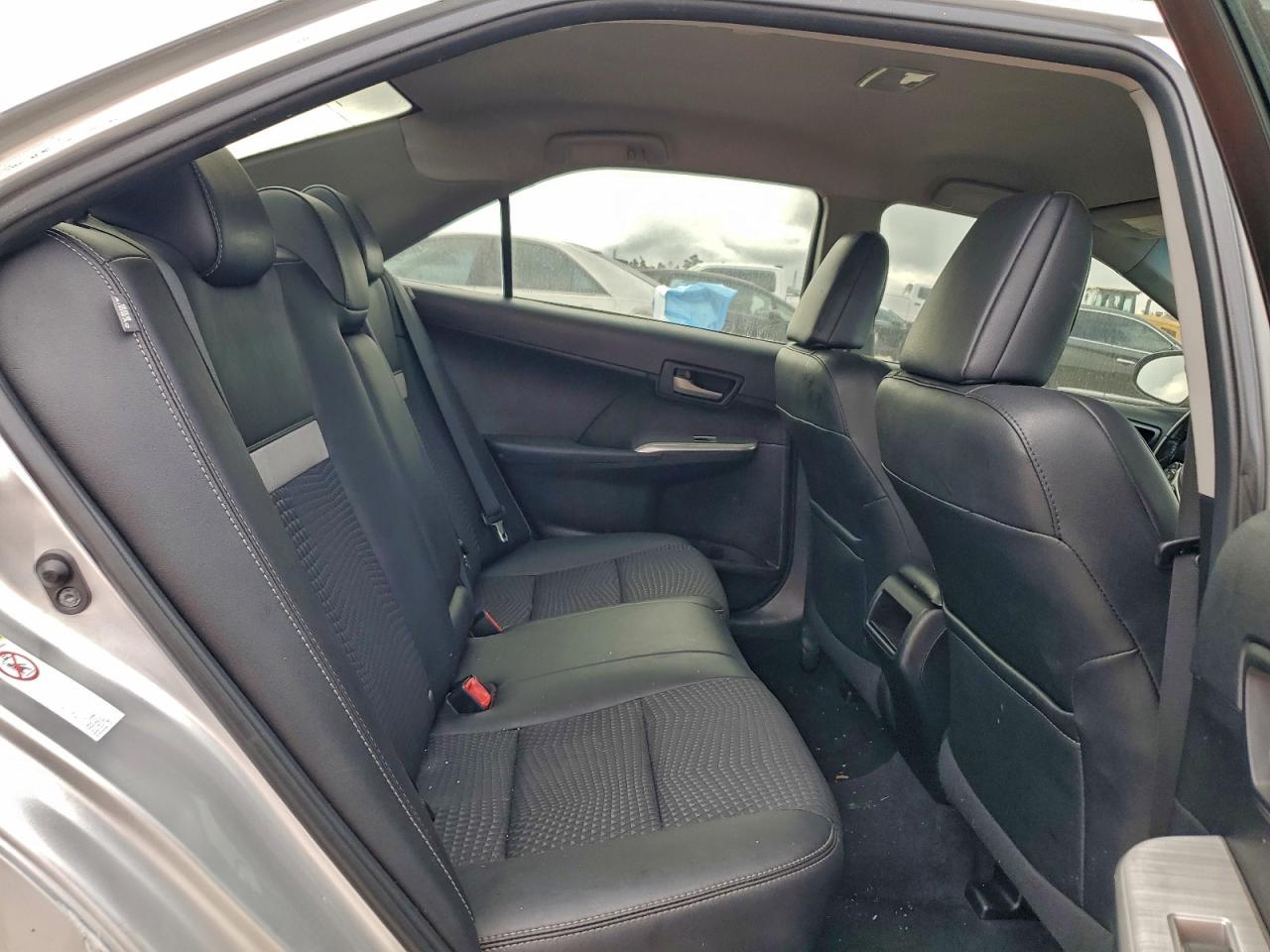 2013 TOYOTA CAMRY L photo 19