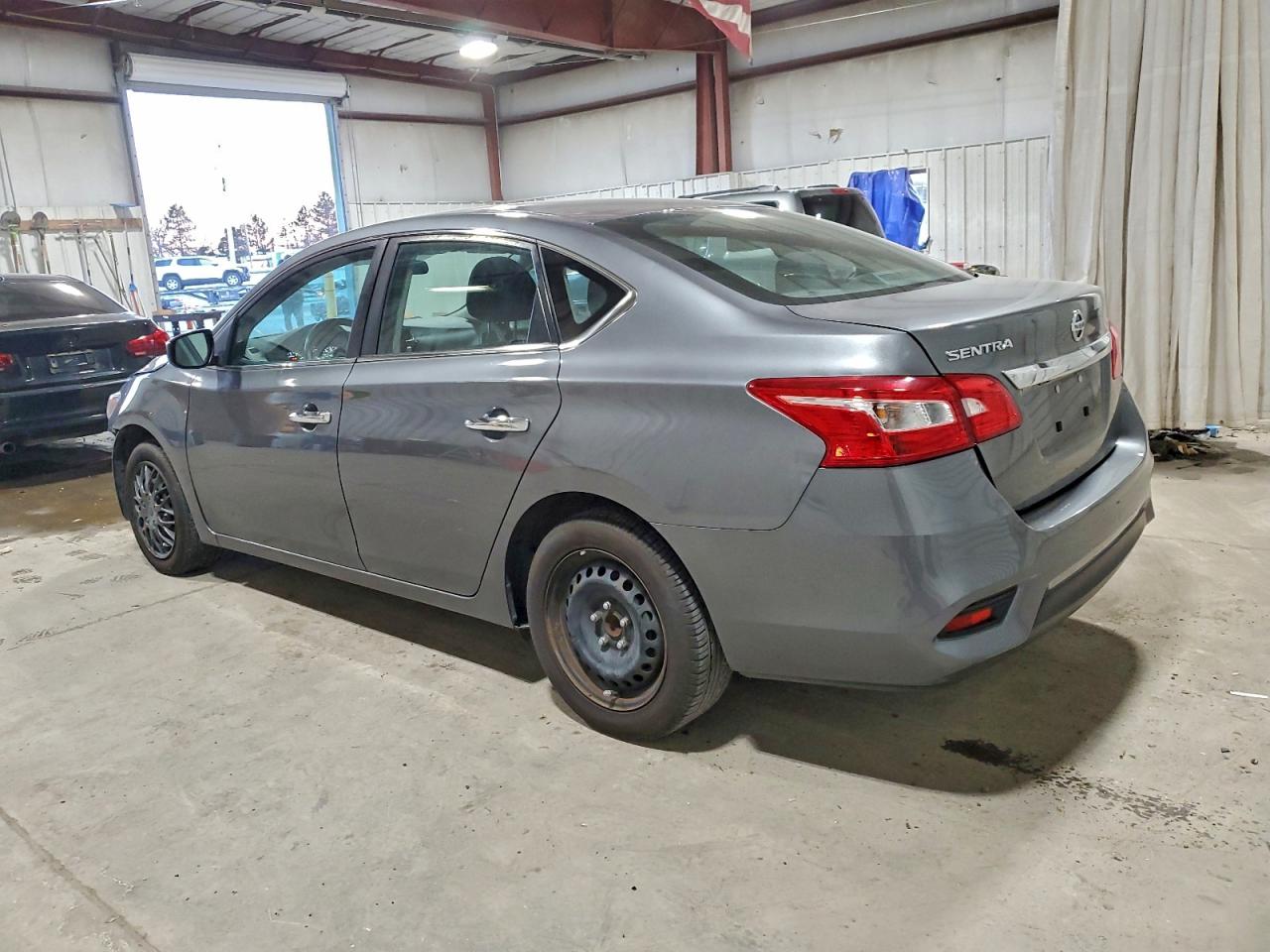 2019 NISSAN SENTRA S photo 3