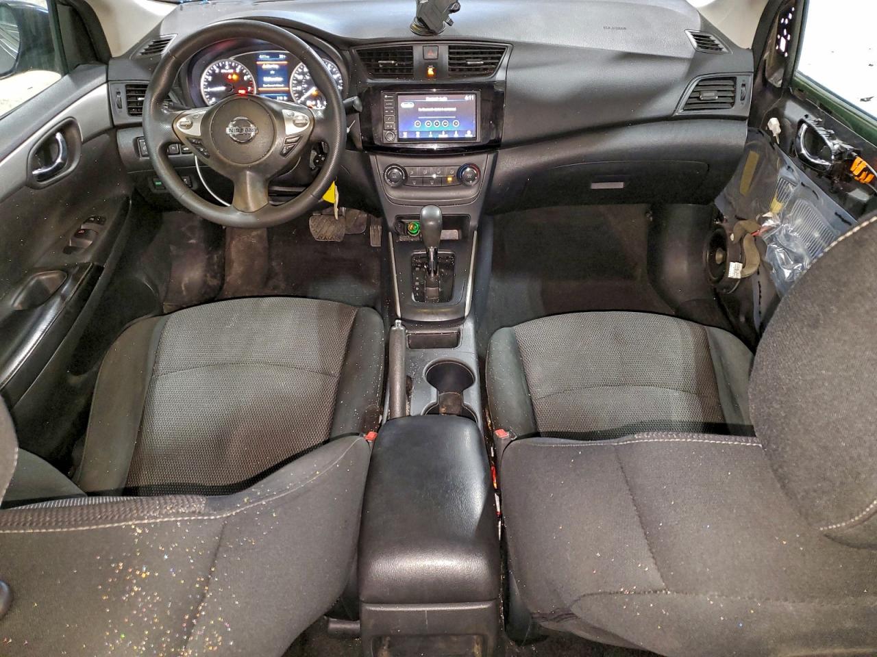 2019 NISSAN SENTRA S photo 15