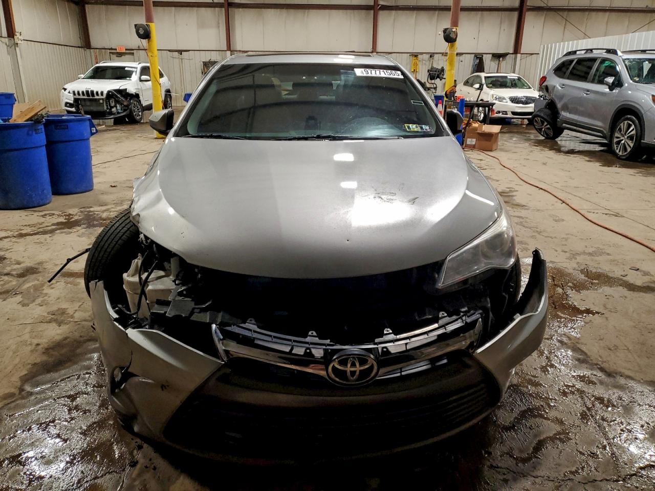 2017 TOYOTA CAMRY LE photo 9