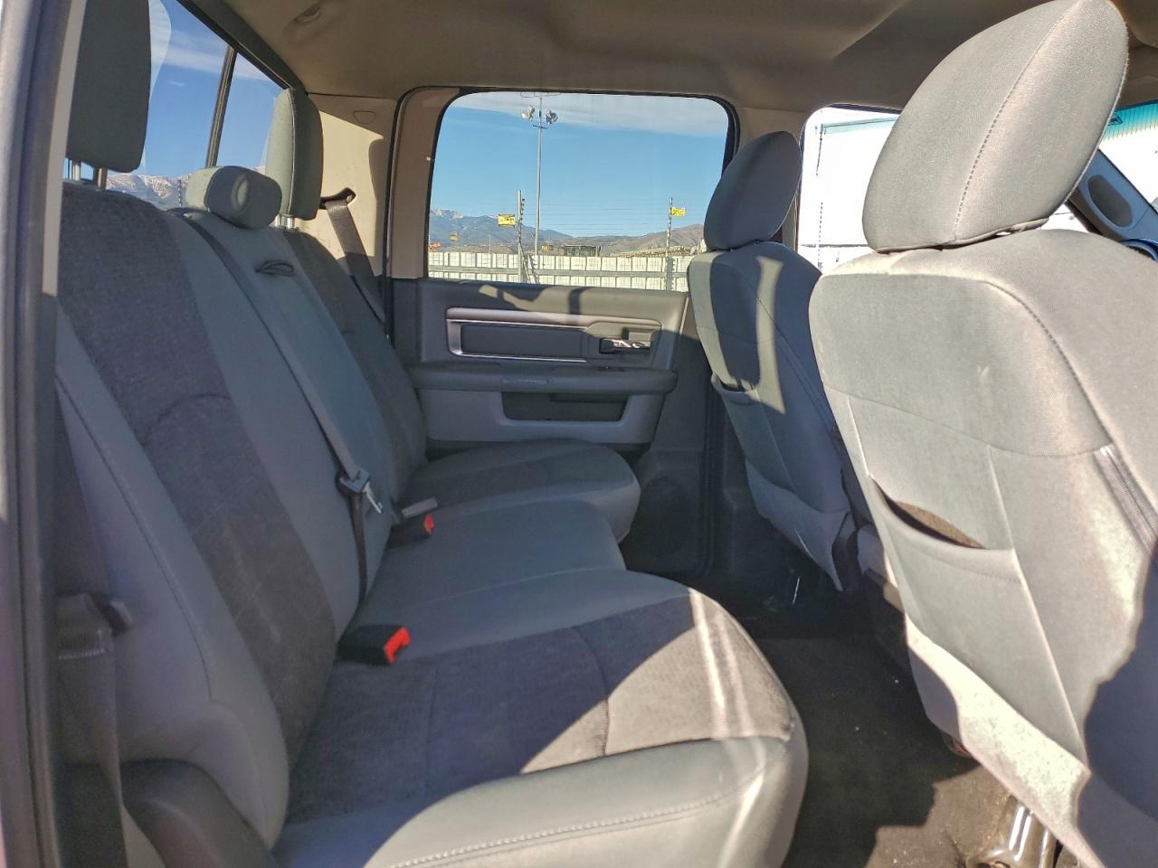 2018 RAM 2500 SLT photo 19