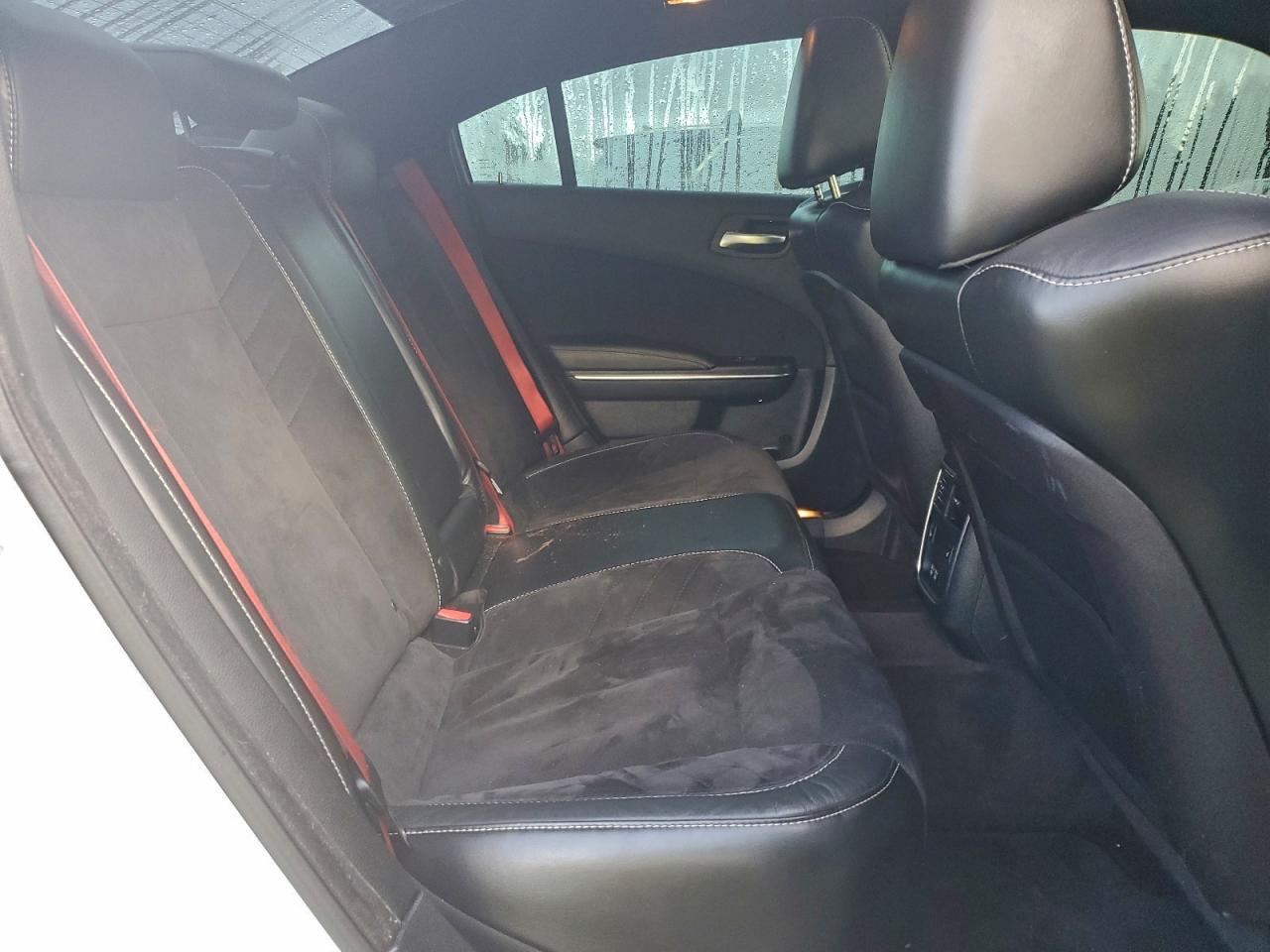 2016 DODGE CHARGER SRT 392 photo 10