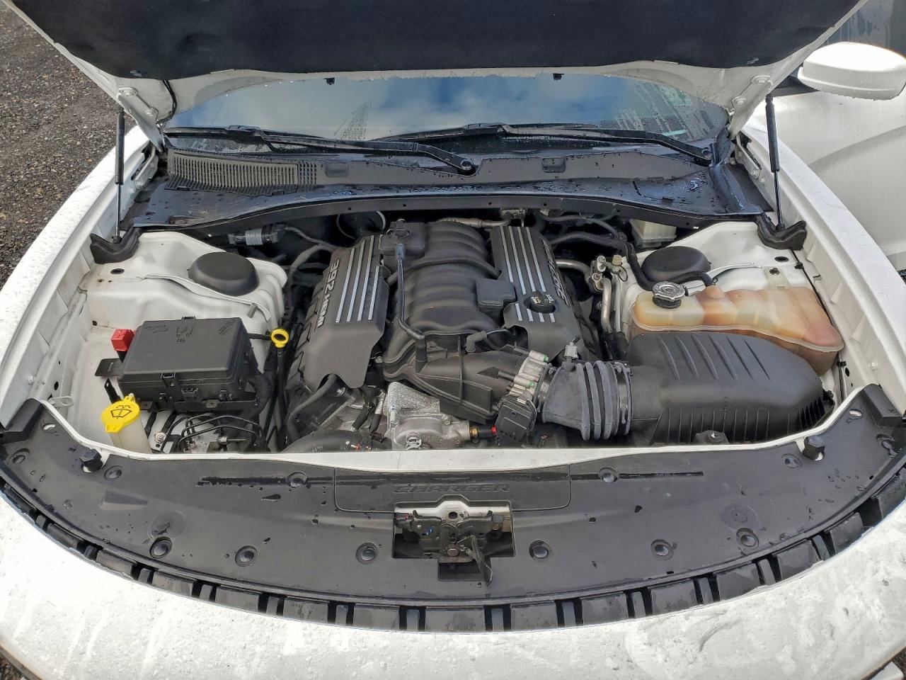 2016 DODGE CHARGER SRT 392 photo 11