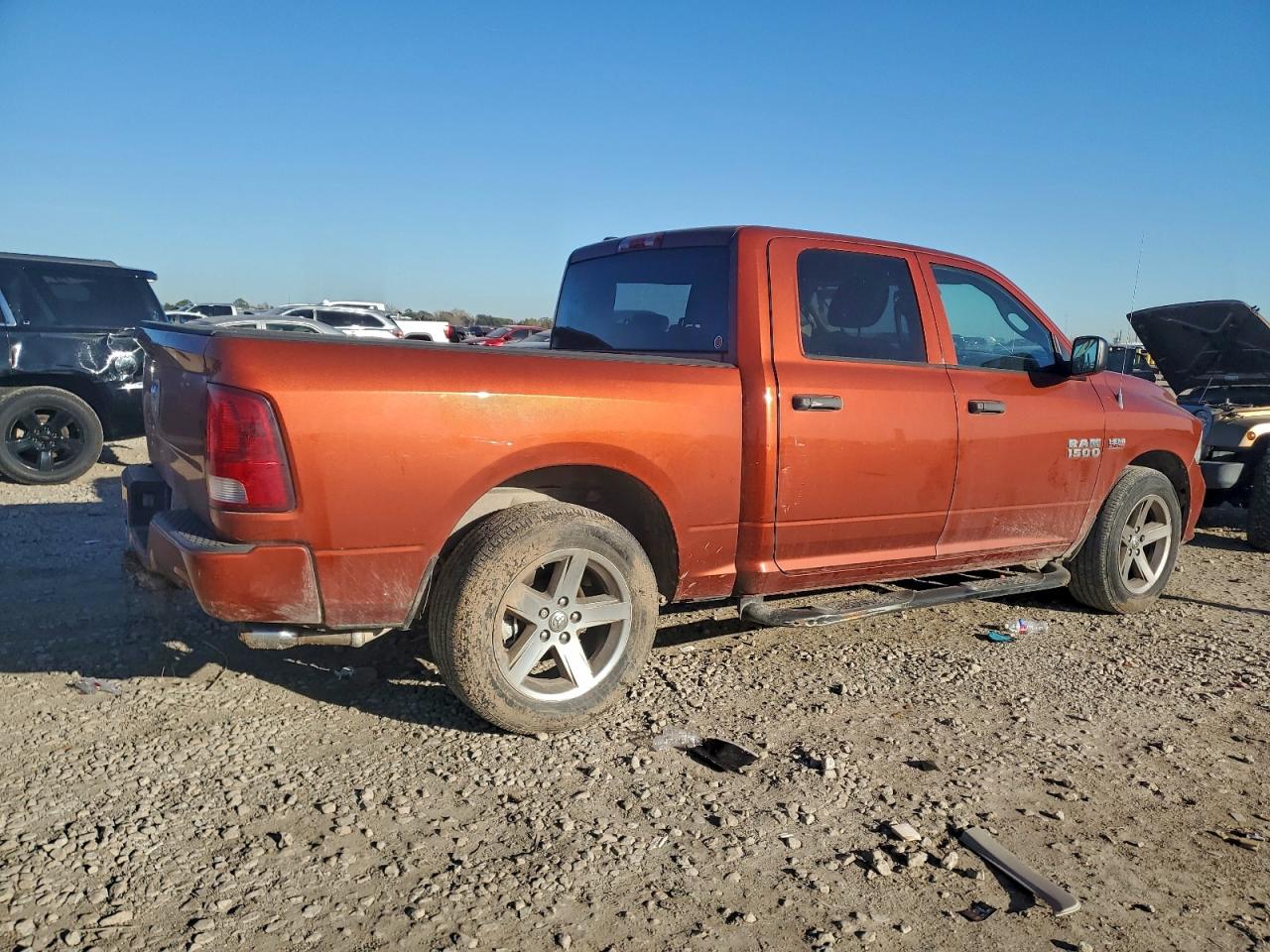 2013 RAM 1500 ST photo 3