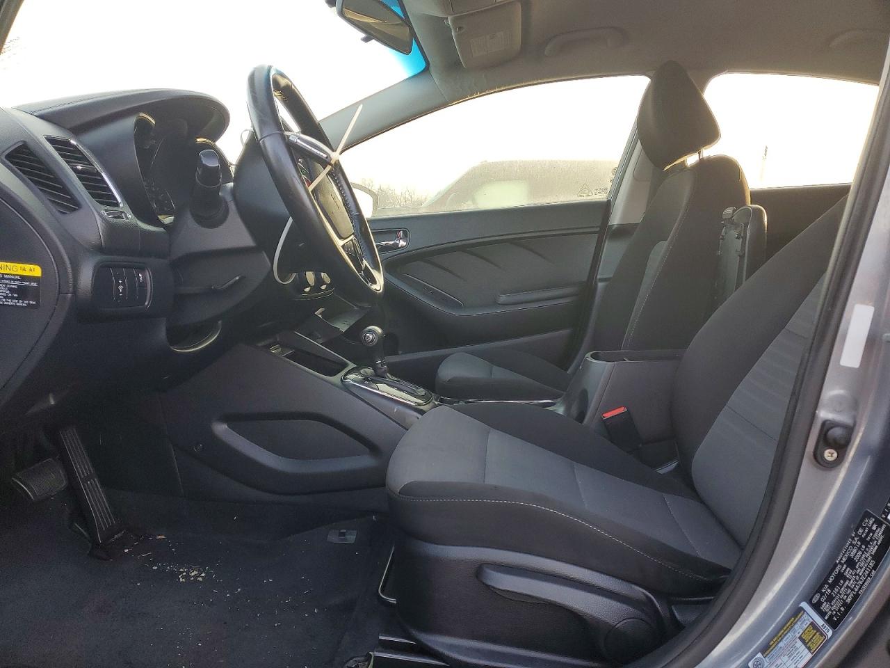 2018 KIA FORTE LX photo 7