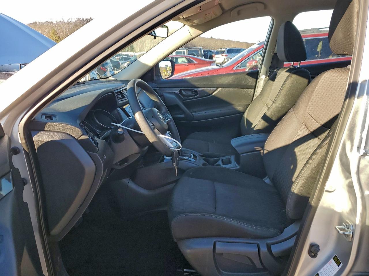 2019 NISSAN ROGUE S photo 7