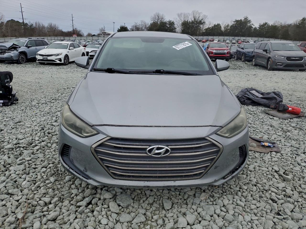 2017 HYUNDAI ELANTRA SE photo 13