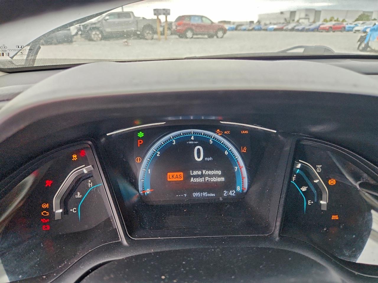 2020 HONDA CIVIC LX photo 9