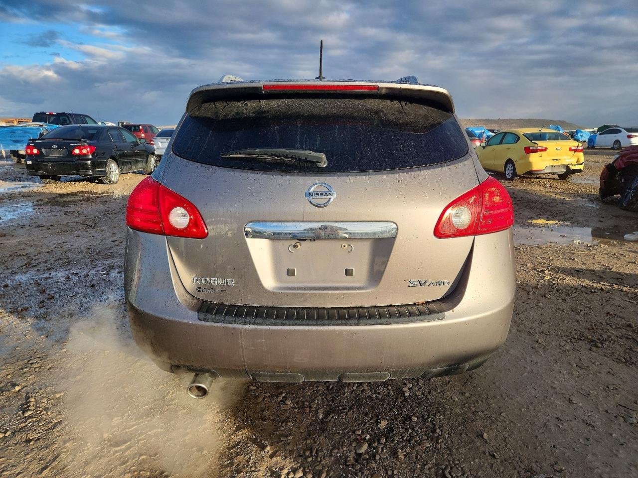 2011 NISSAN ROGUE S photo 16