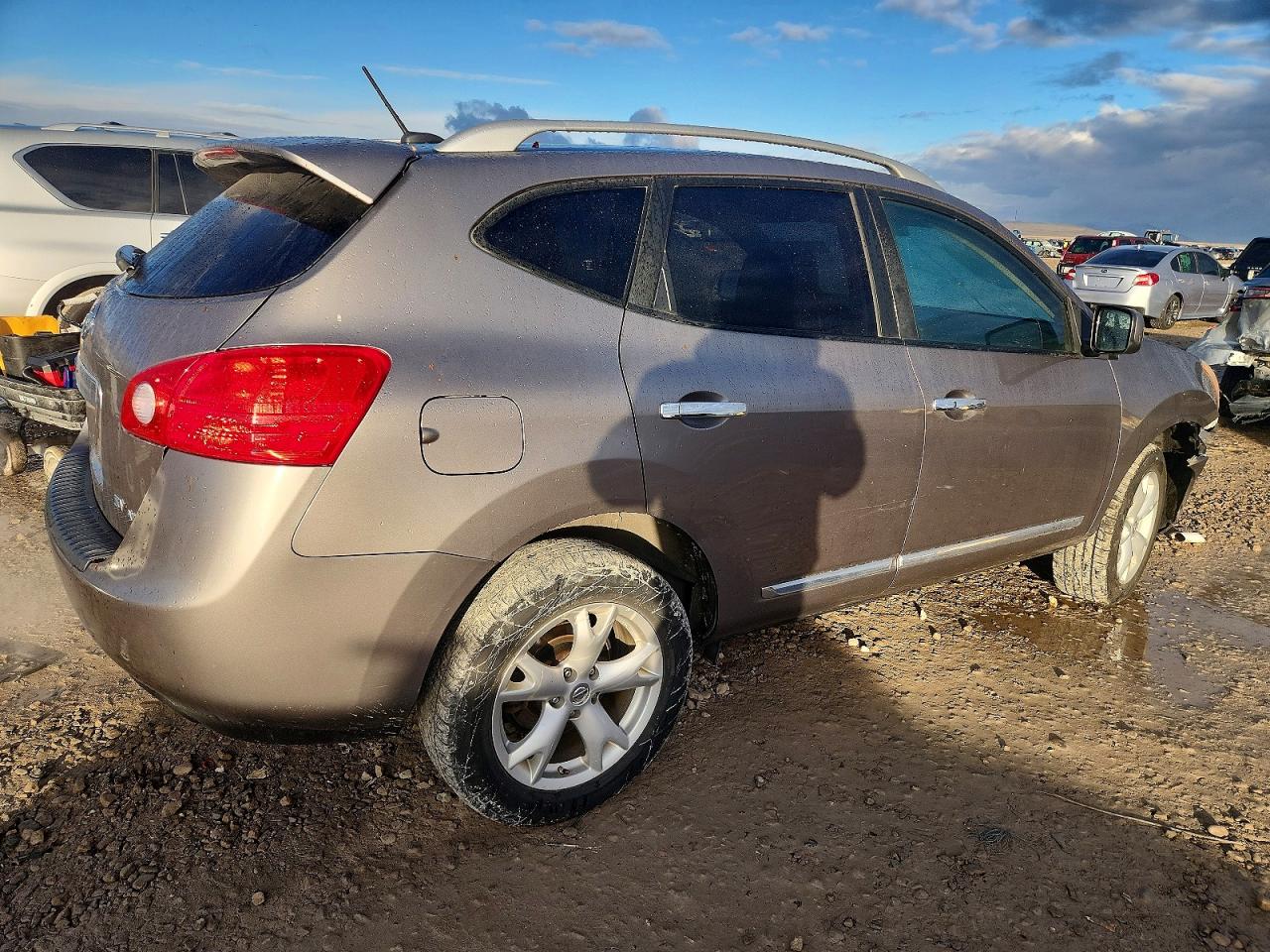 2011 NISSAN ROGUE S photo 7