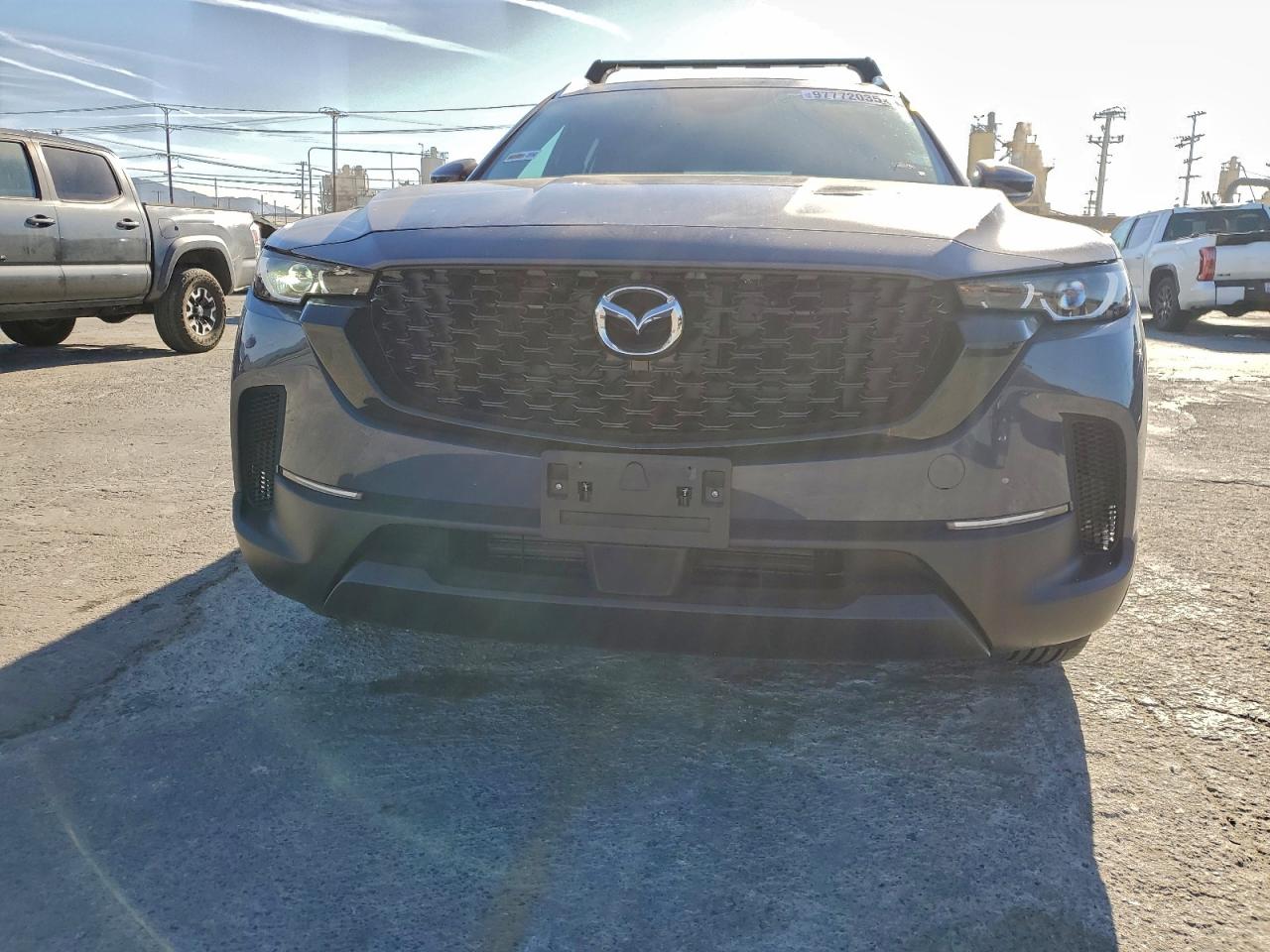 2025 MAZDA CX-50 PREMIUM PLUS photo 5