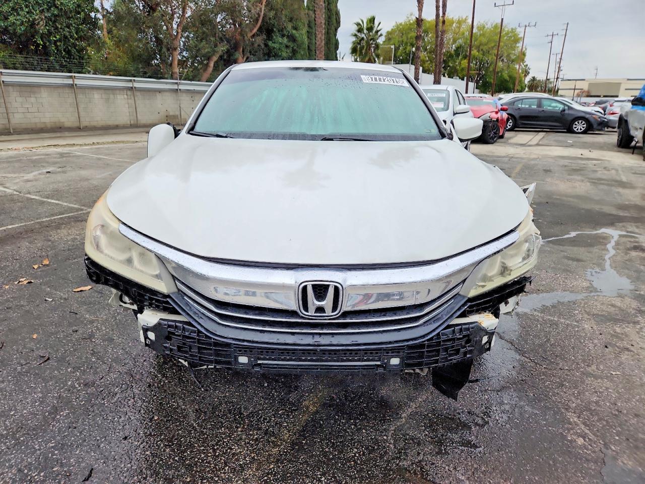 2016 HONDA ACCORD SPORT photo 5