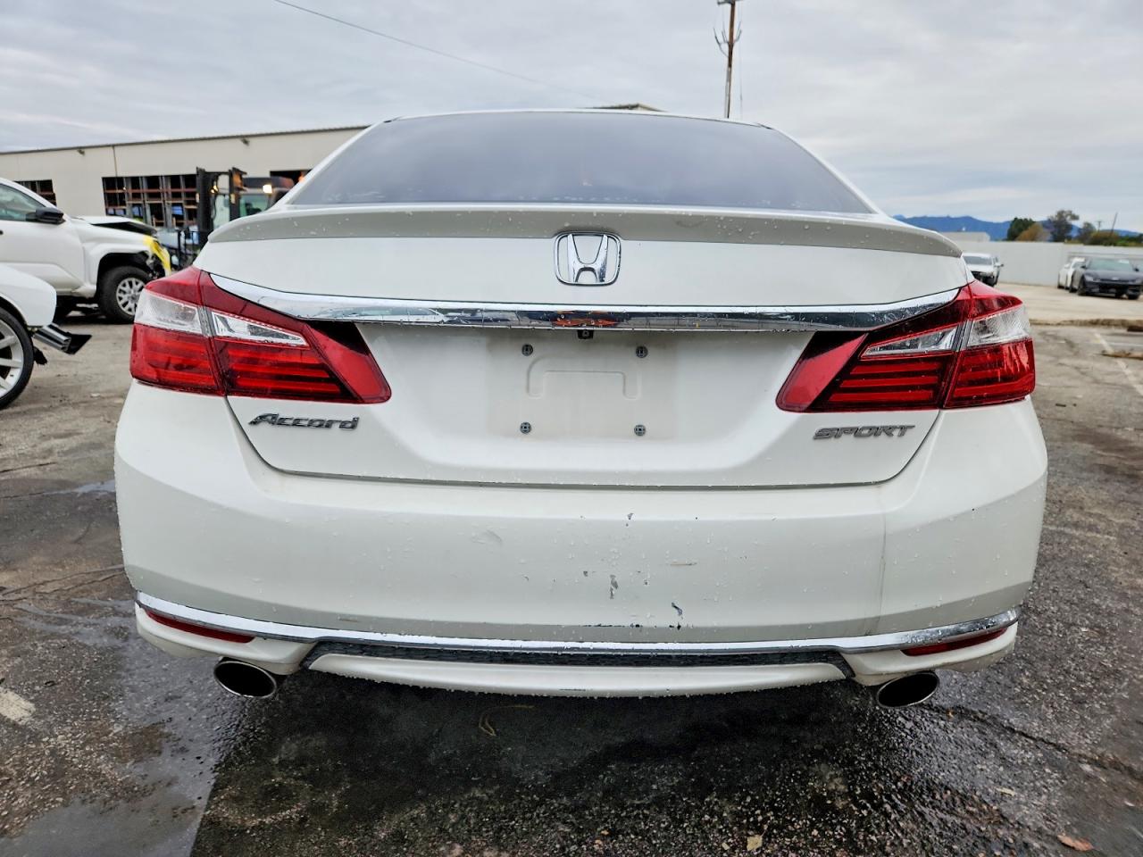 2016 HONDA ACCORD SPORT photo 6