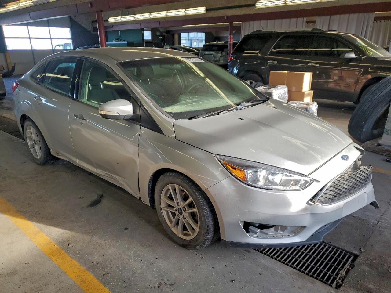 2017 FORD FOCUS SE photo 4