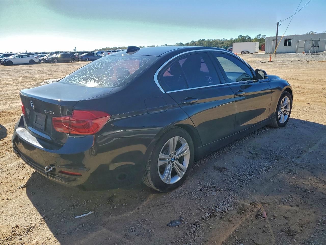 2017 BMW 330 I photo 3