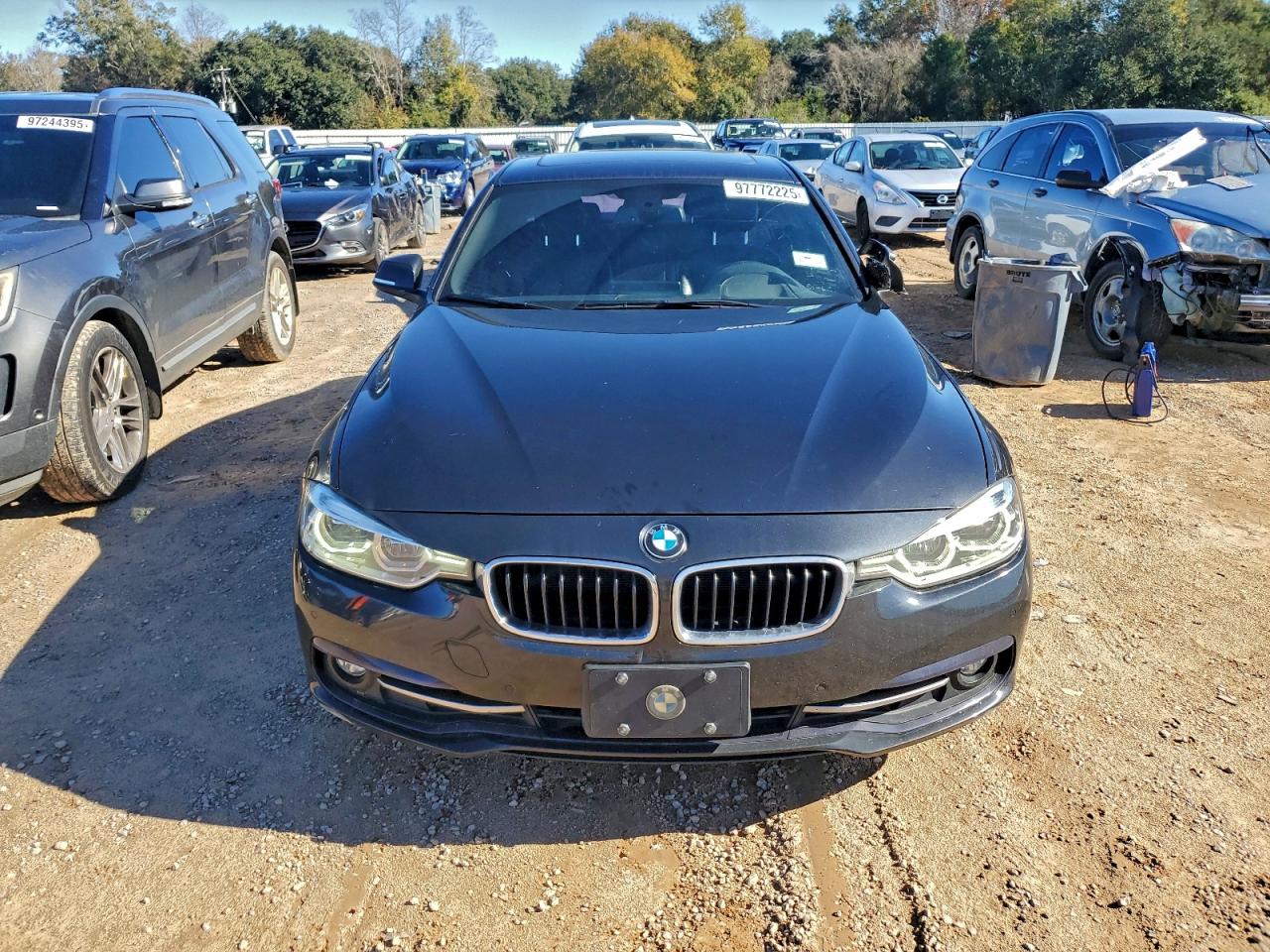 2017 BMW 330 I photo 5