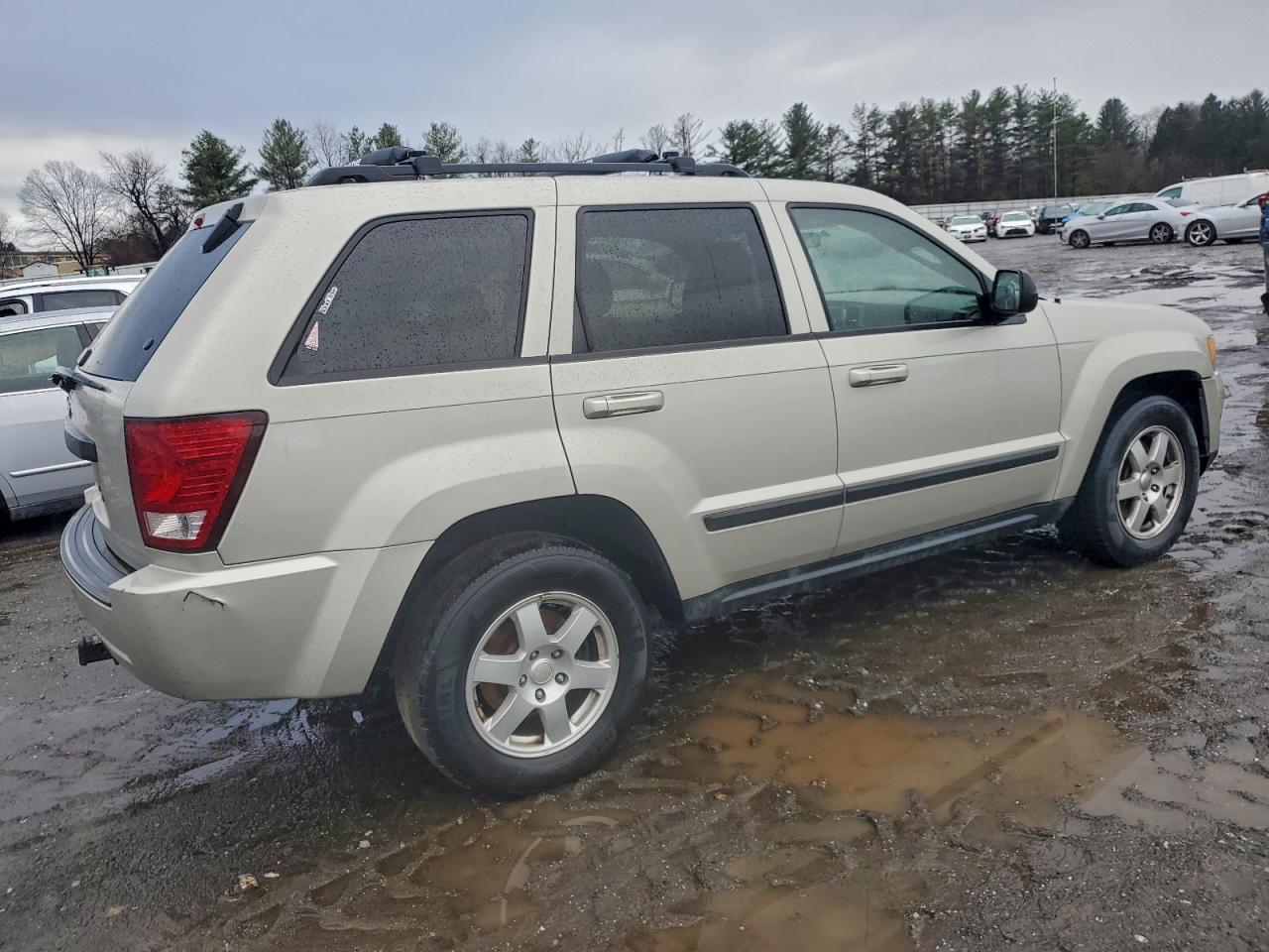 2008 JEEP GRAND CHEROKEE LAREDO photo 3