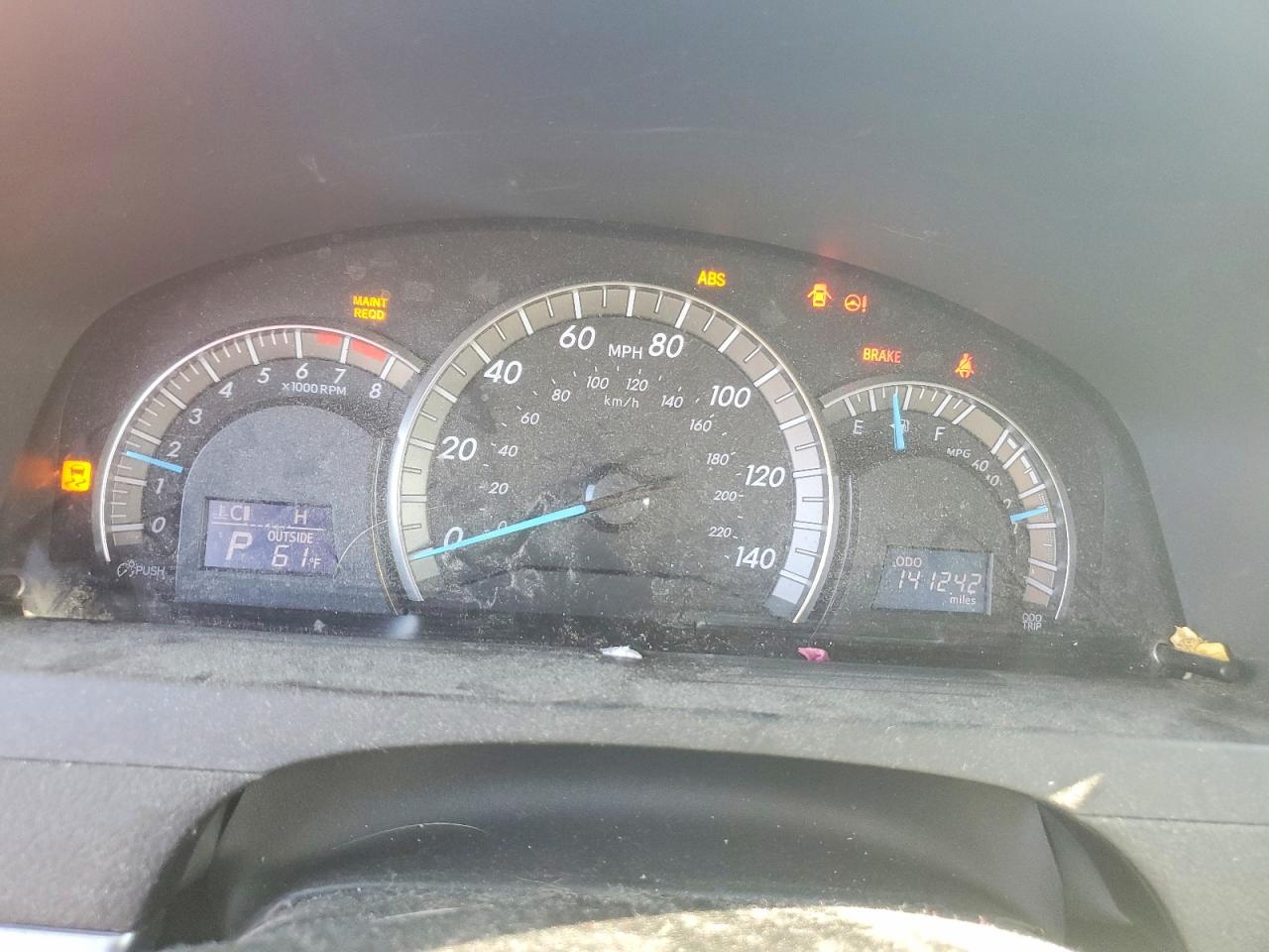 2012 TOYOTA CAMRY BASE photo 9