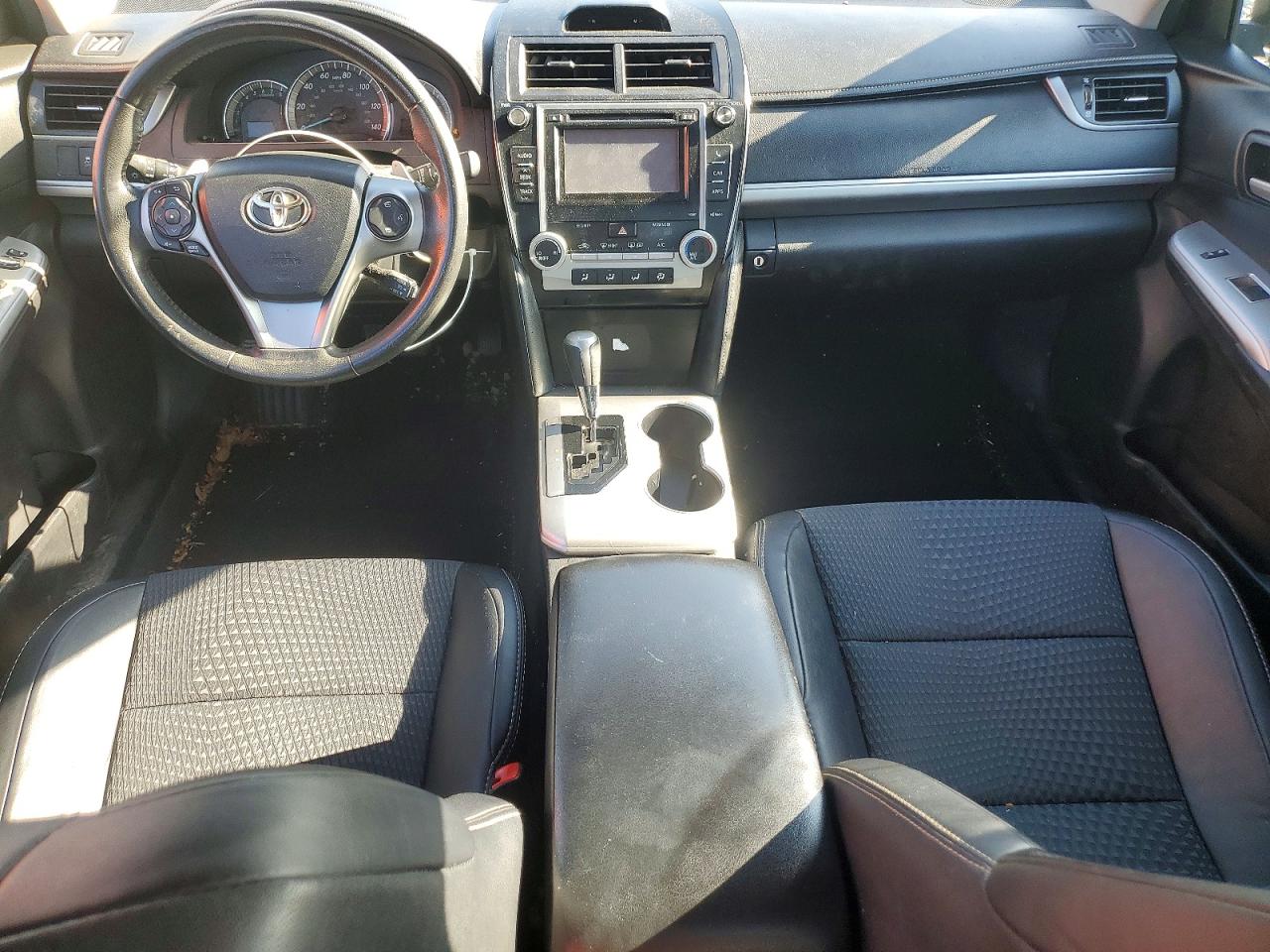 2012 TOYOTA CAMRY BASE photo 8