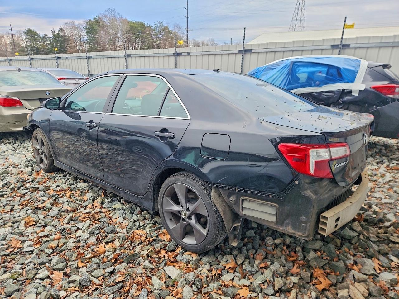 2012 TOYOTA CAMRY BASE photo 2
