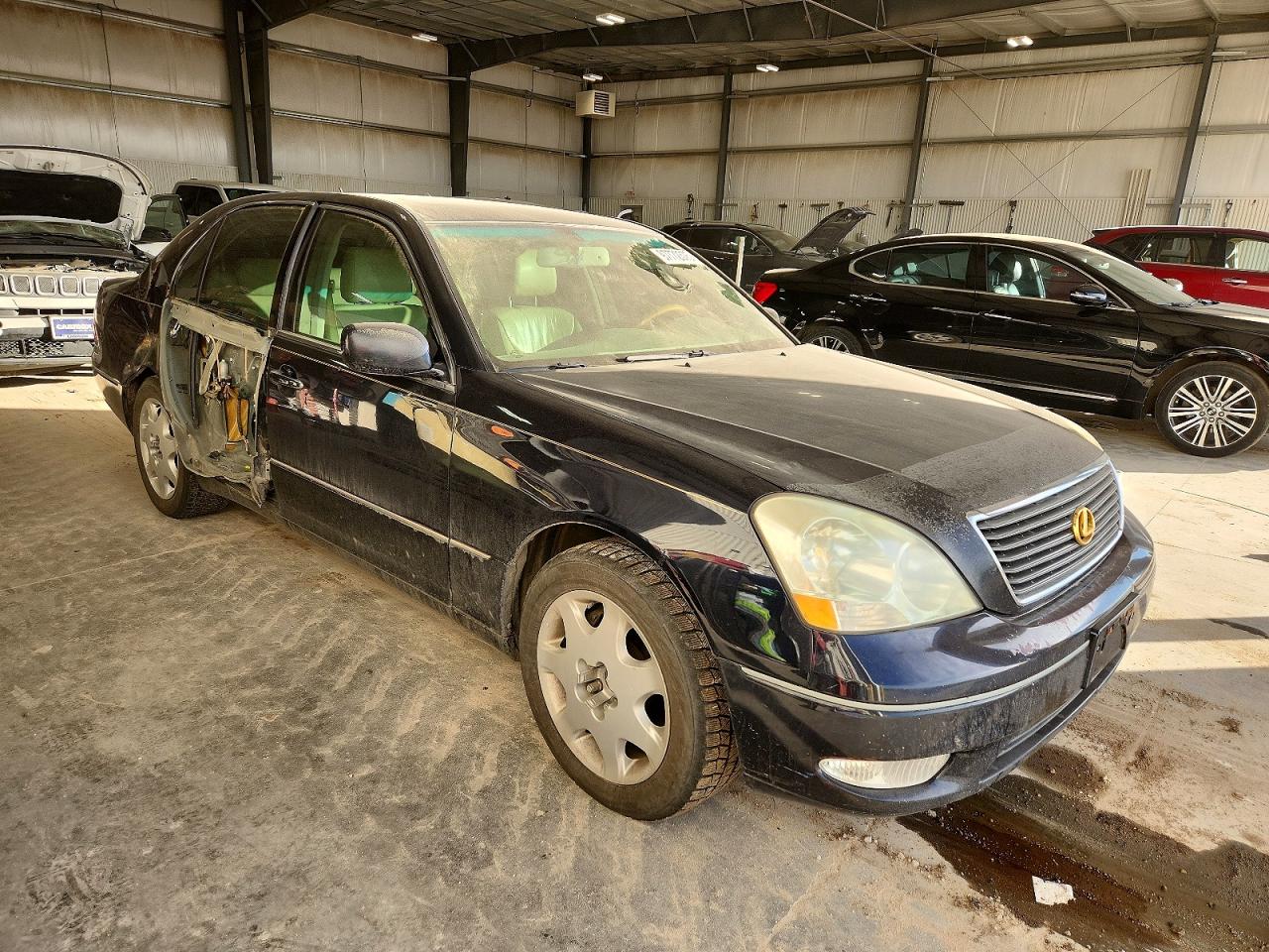 2001 LEXUS LS 430 photo 4