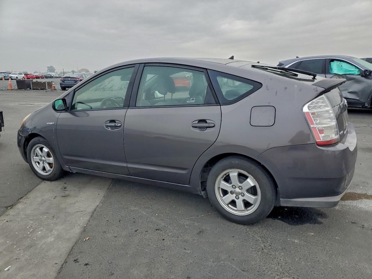 2008 TOYOTA PRIUS photo 2