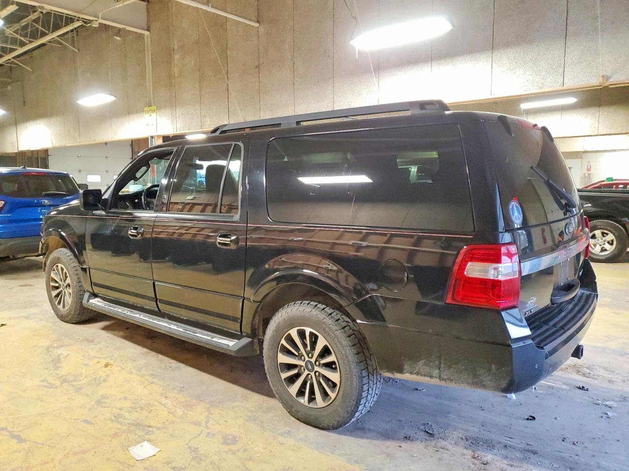 2016 FORD EXPEDITION EL XLT photo 3