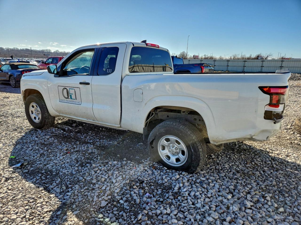 2024 NISSAN FRONTIER S photo 2