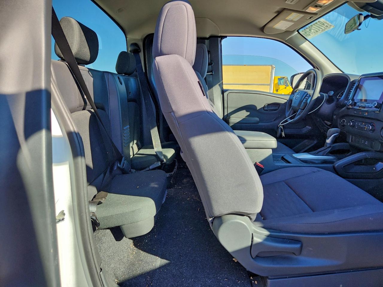 2024 NISSAN FRONTIER S photo 10