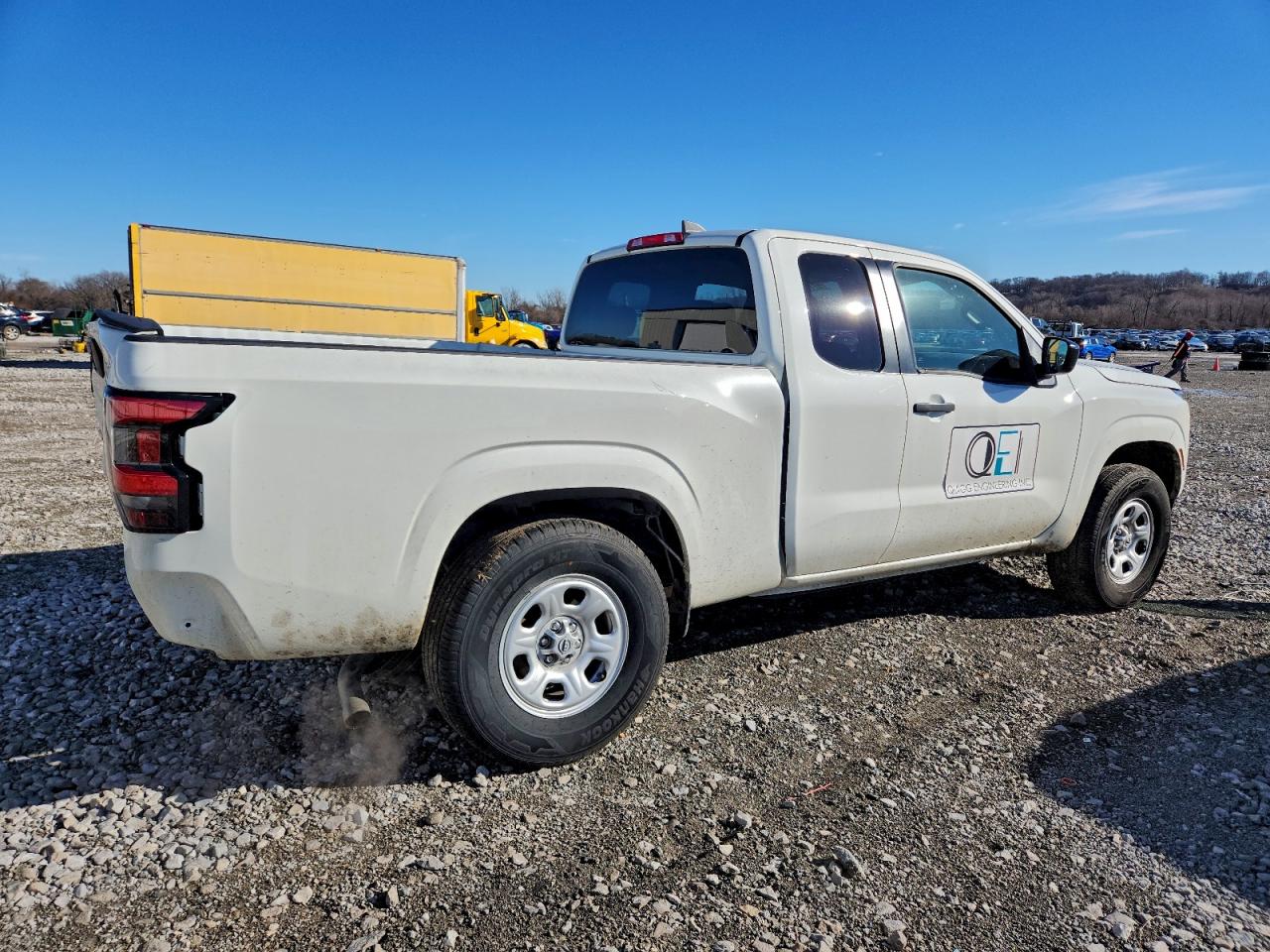 2024 NISSAN FRONTIER S photo 3