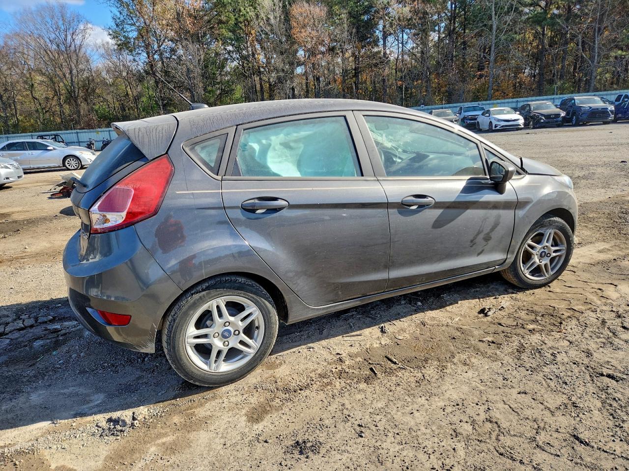 2019 FORD FIESTA SE photo 3