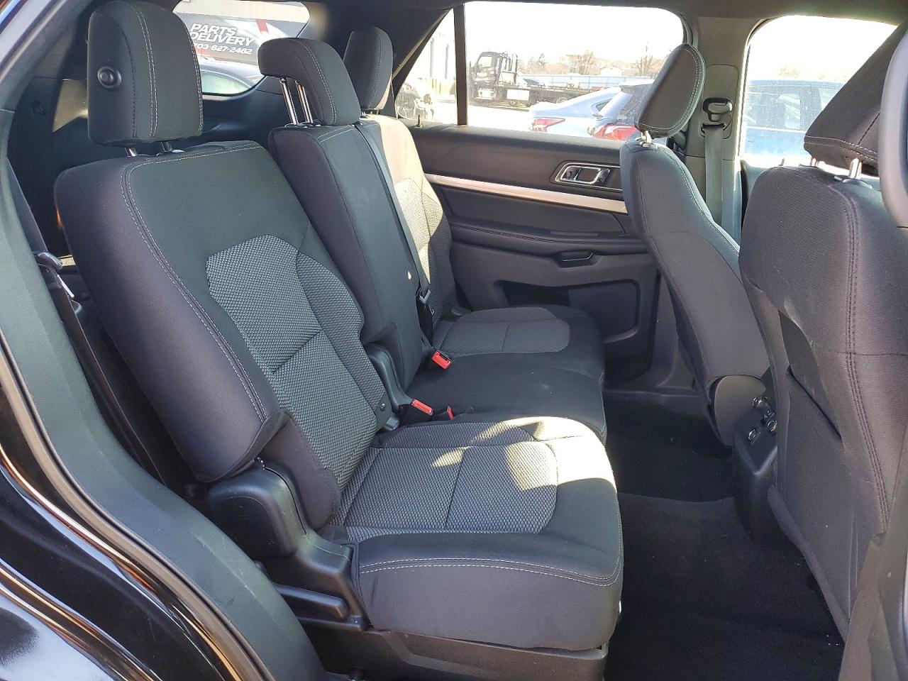 2018 FORD EXPLORER XLT photo 11
