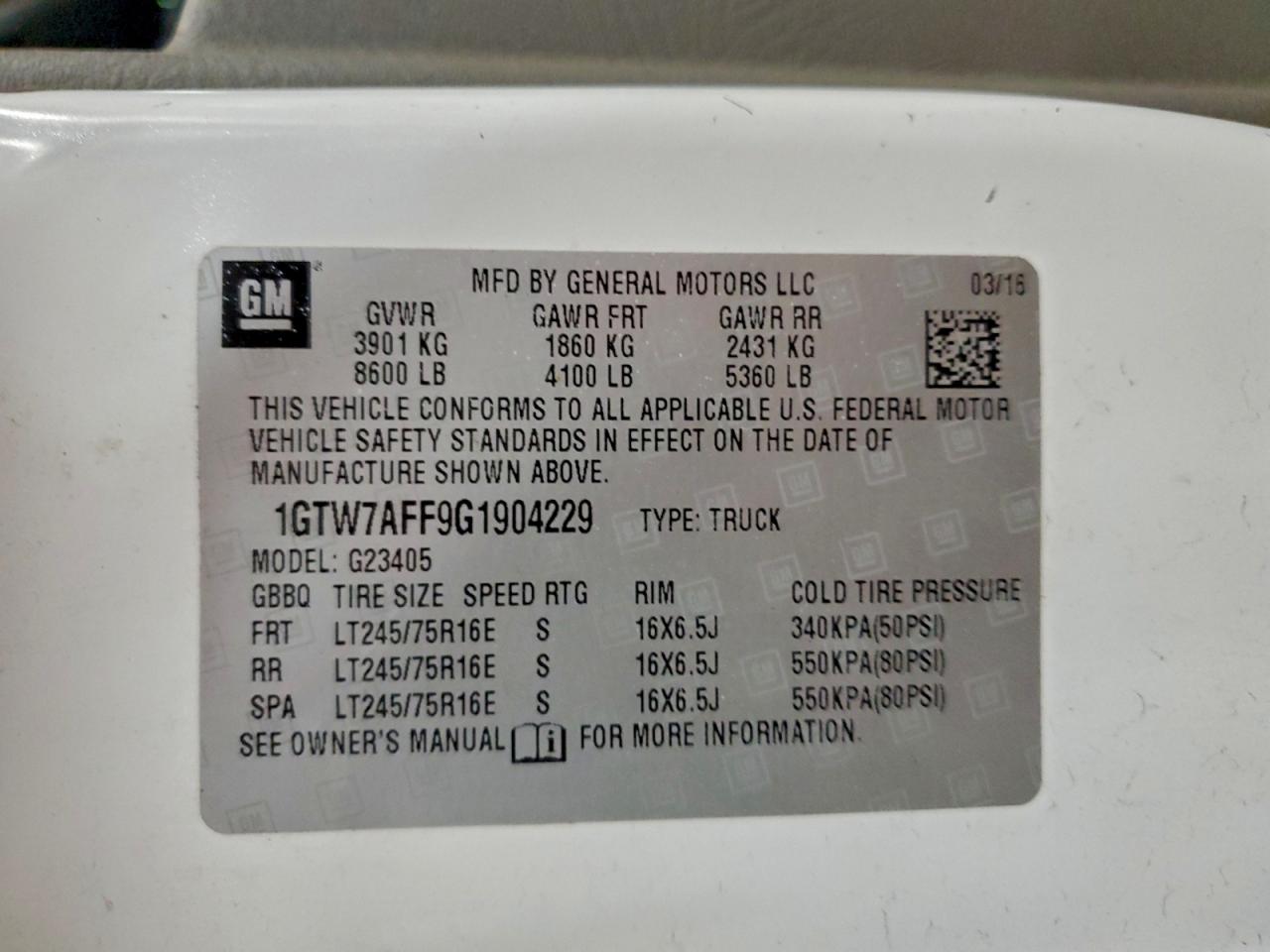 2016 GMC SAVANA G2500 photo 13