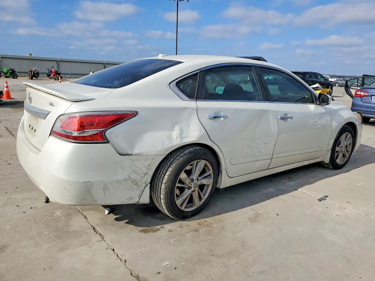 2015 NISSAN ALTIMA 2.5 photo 3