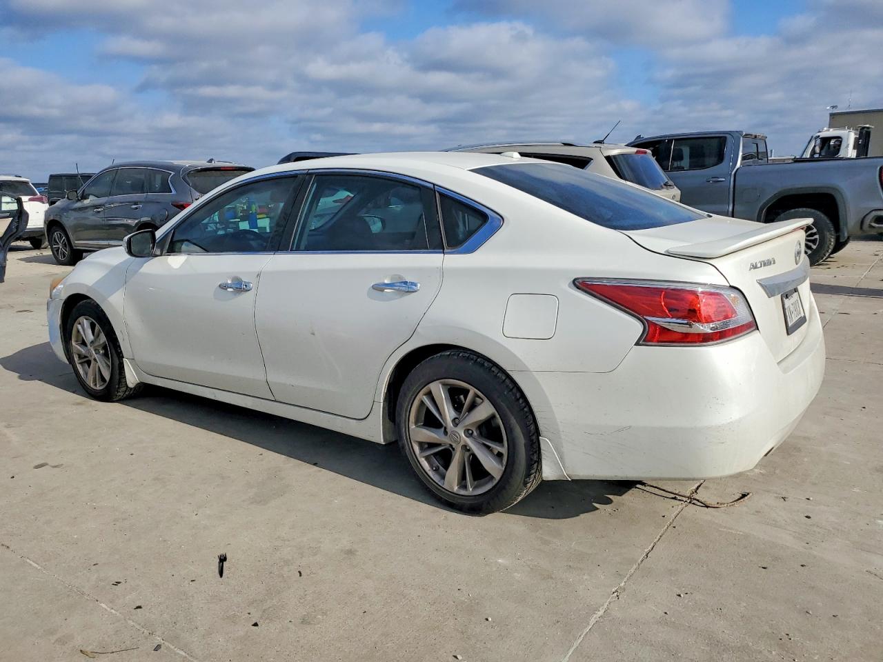 2015 NISSAN ALTIMA 2.5 photo 2