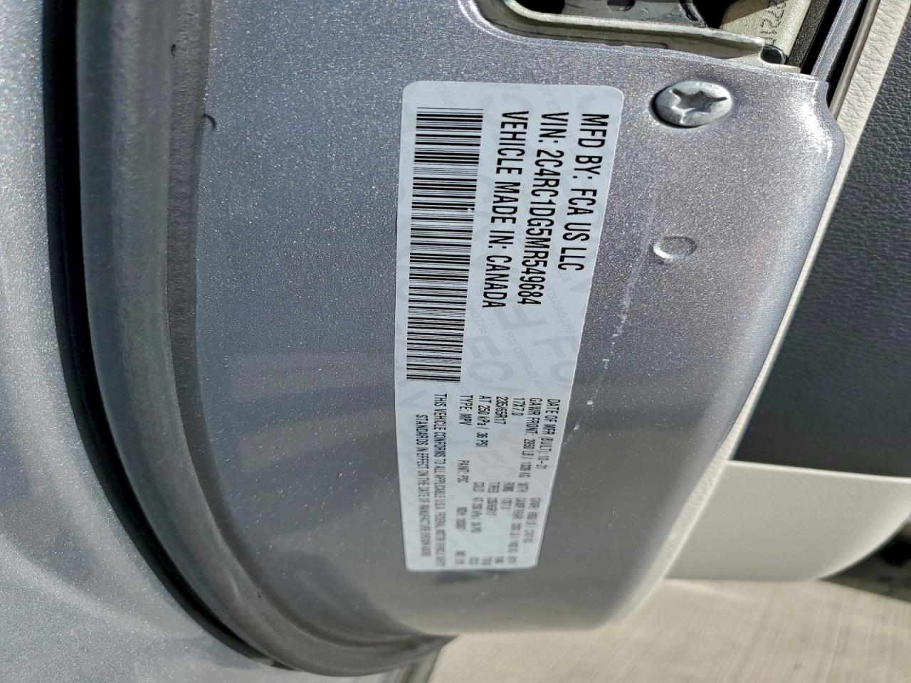 2021 CHRYSLER VOYAGER LXI photo 14