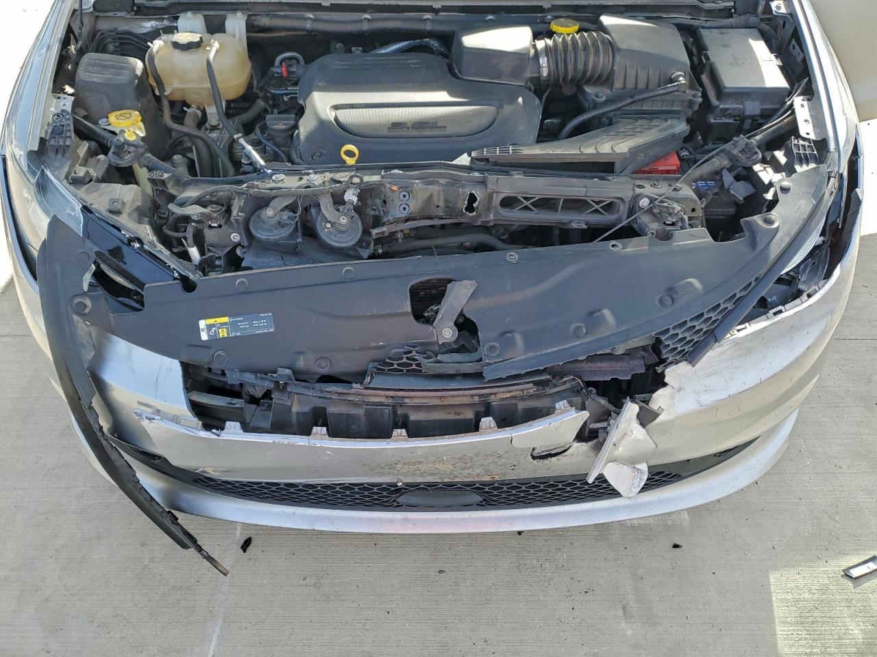 2021 CHRYSLER VOYAGER LXI photo 12