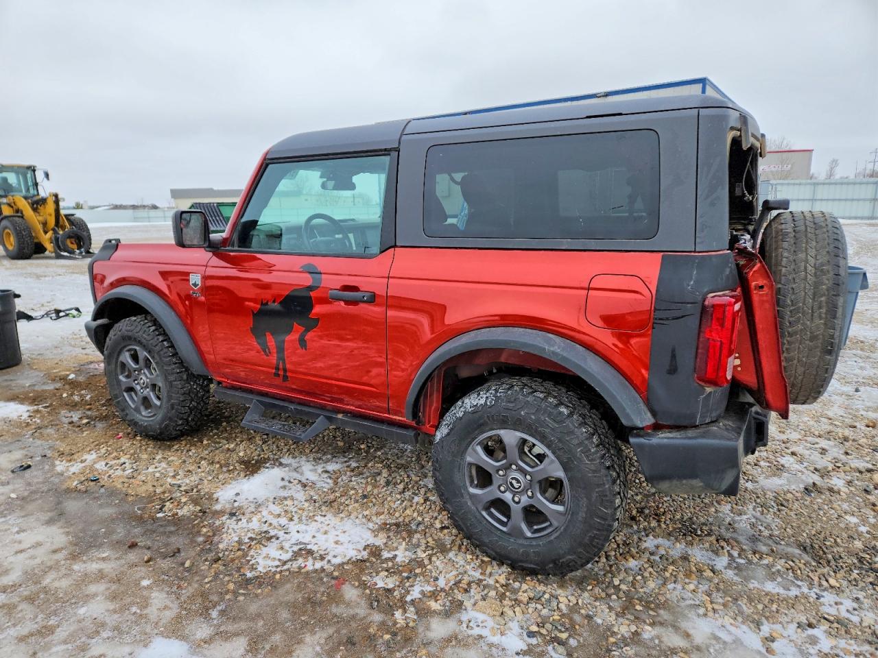 2023 FORD BRONCO BASE photo 2