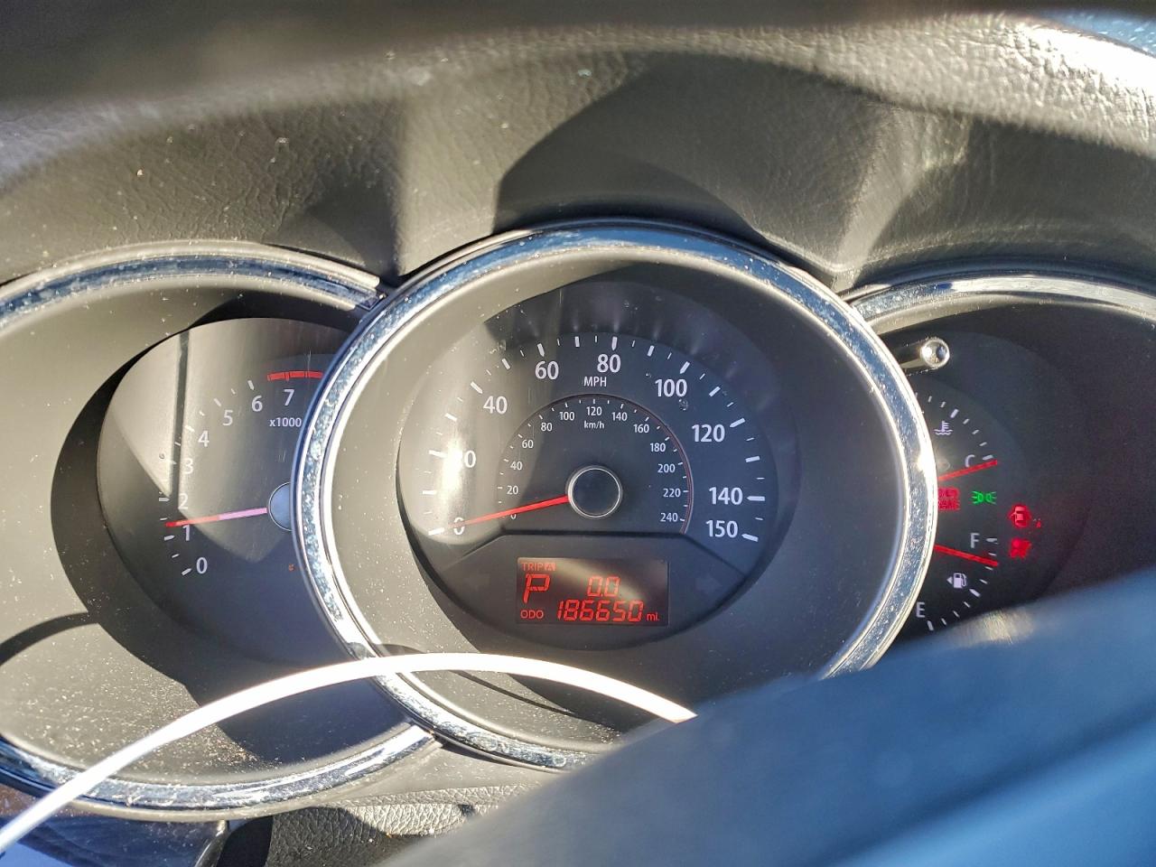 2012 KIA SORENTO BASE photo 9
