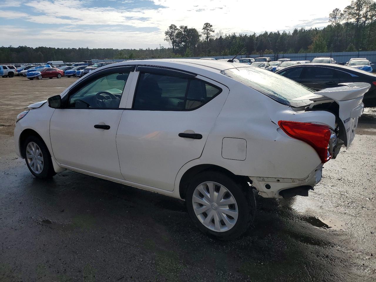 2018 NISSAN VERSA S PLUS photo 2
