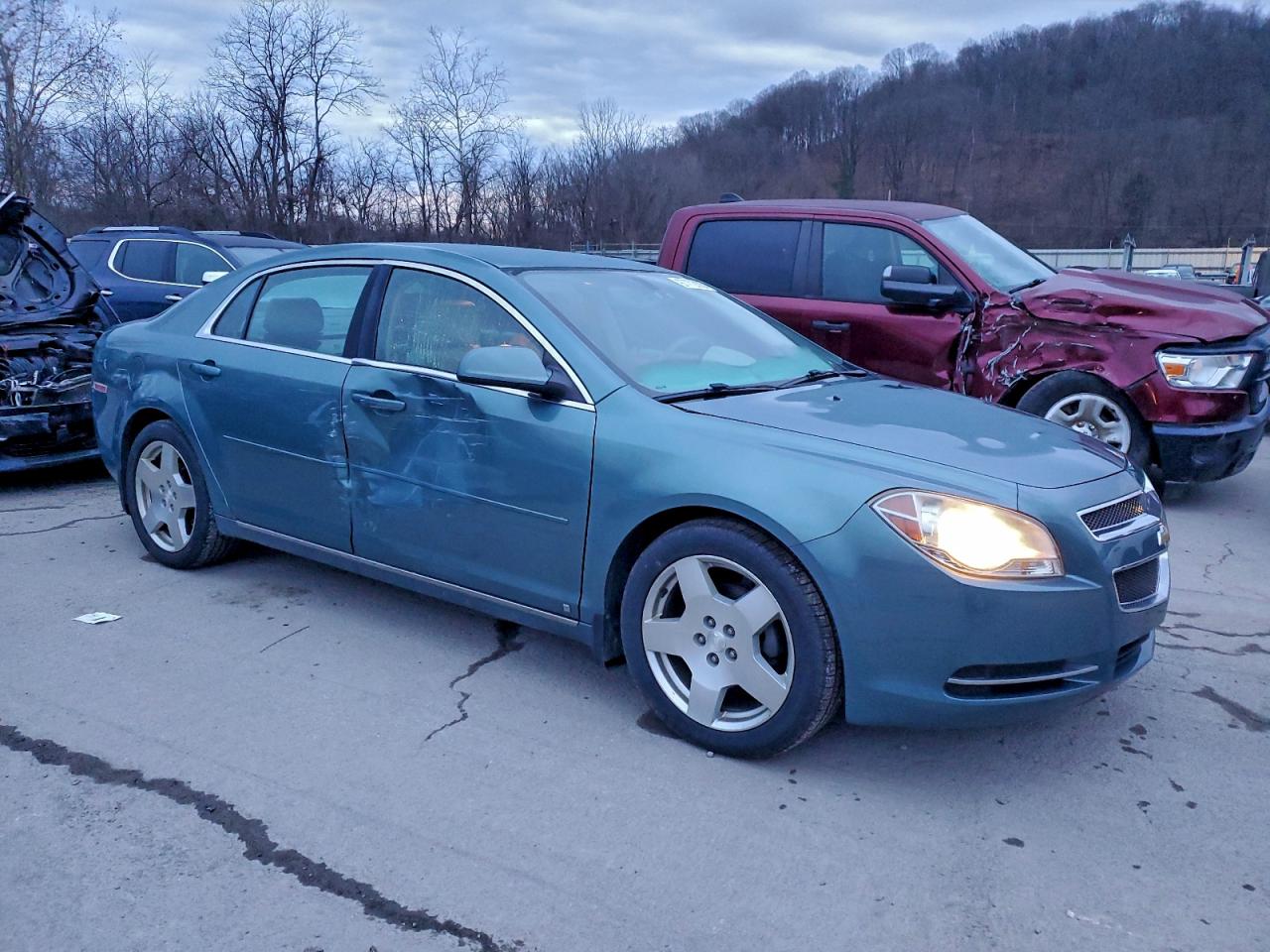 2009 CHEVROLET MALIBU 2LT photo 4