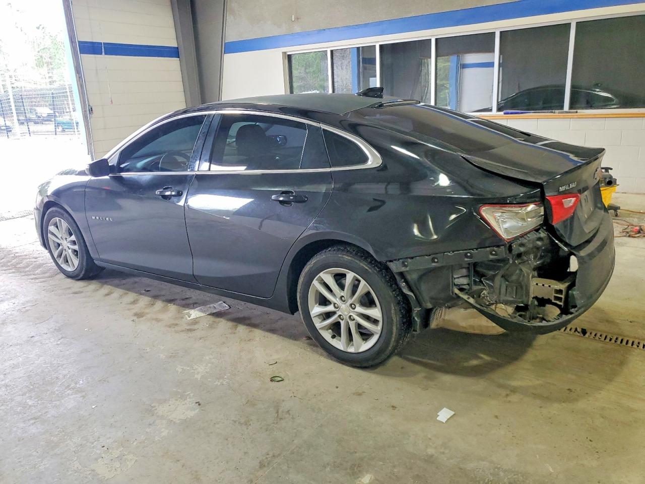 2016 CHEVROLET MALIBU LT photo 3