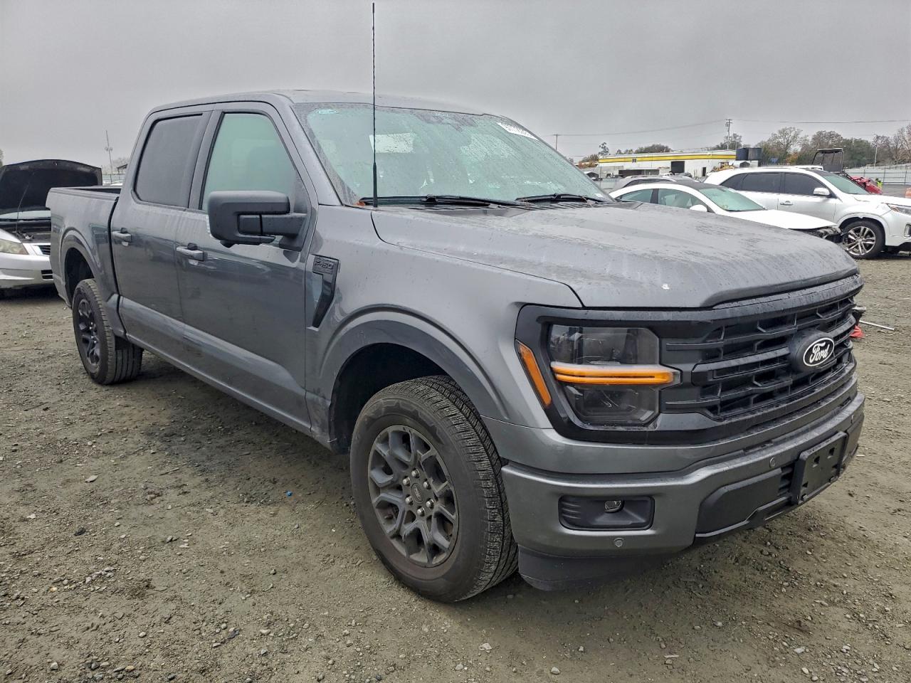 2025 FORD F150 XLT photo 4
