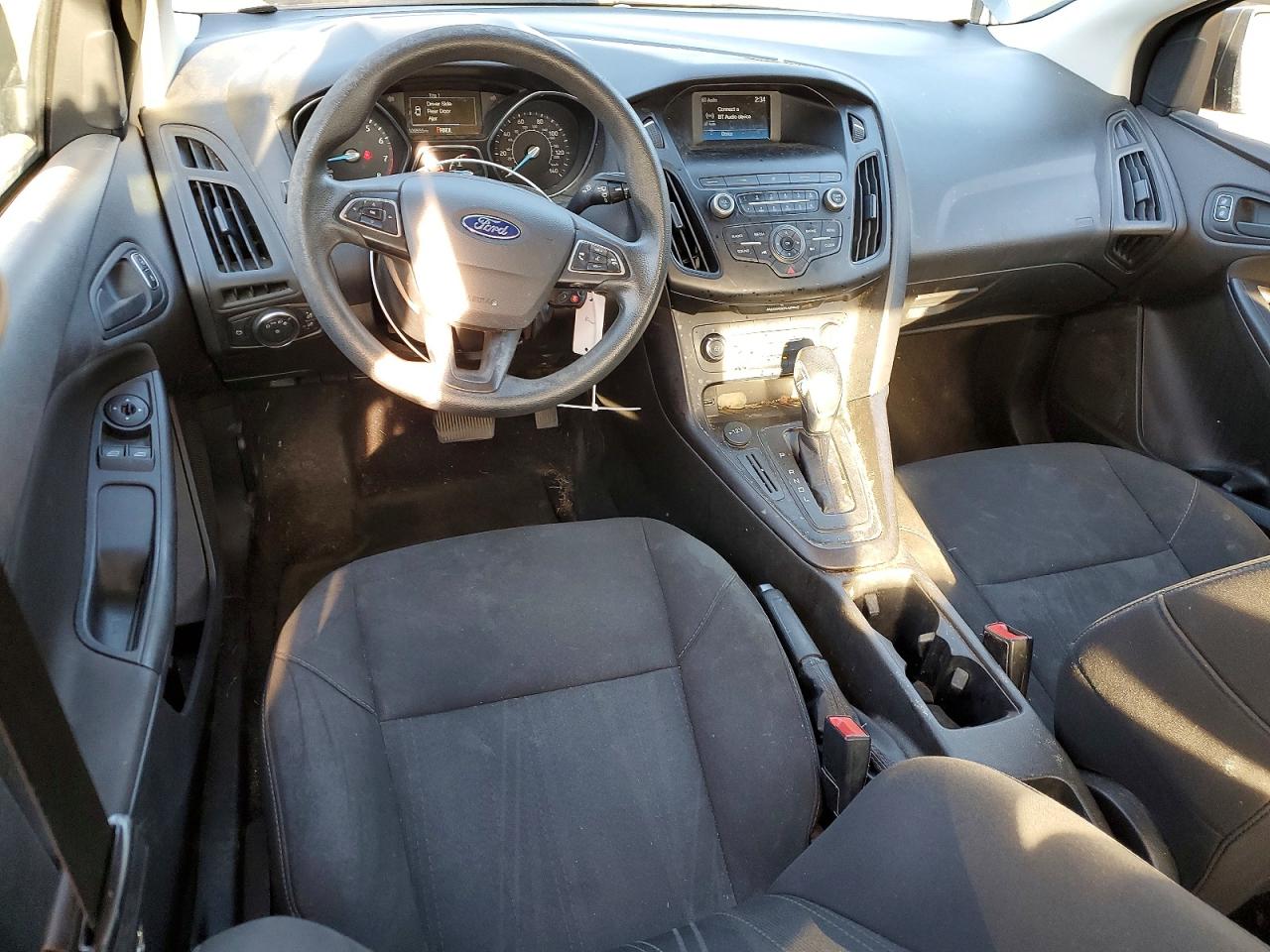2018 FORD FOCUS S photo 8