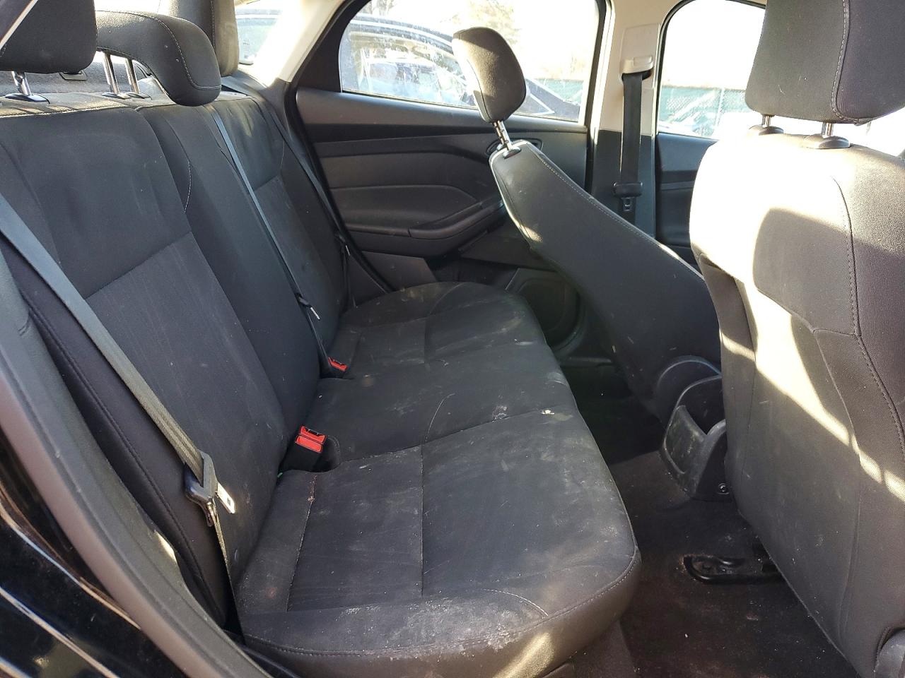 2018 FORD FOCUS S photo 10