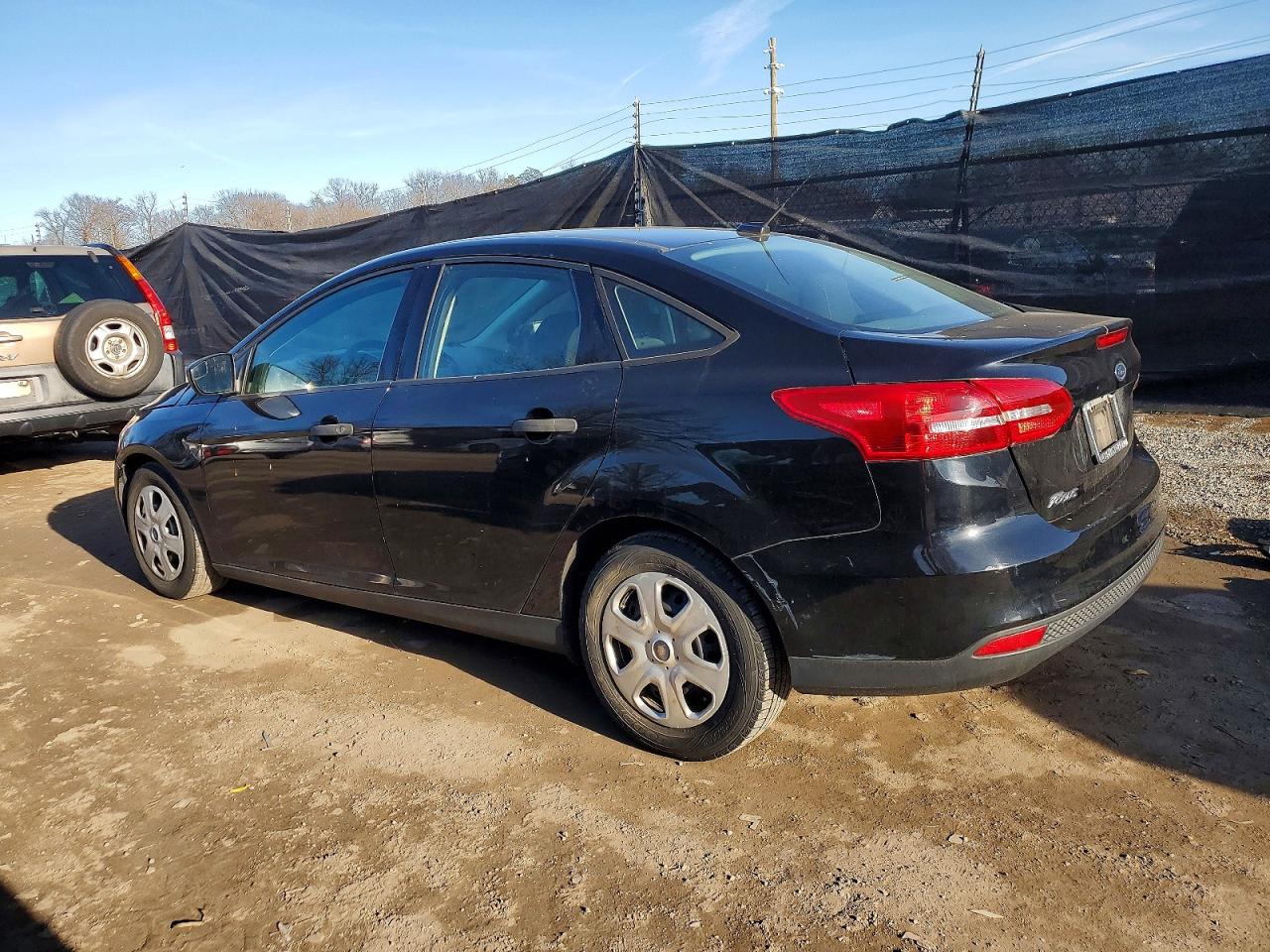 2018 FORD FOCUS S photo 2