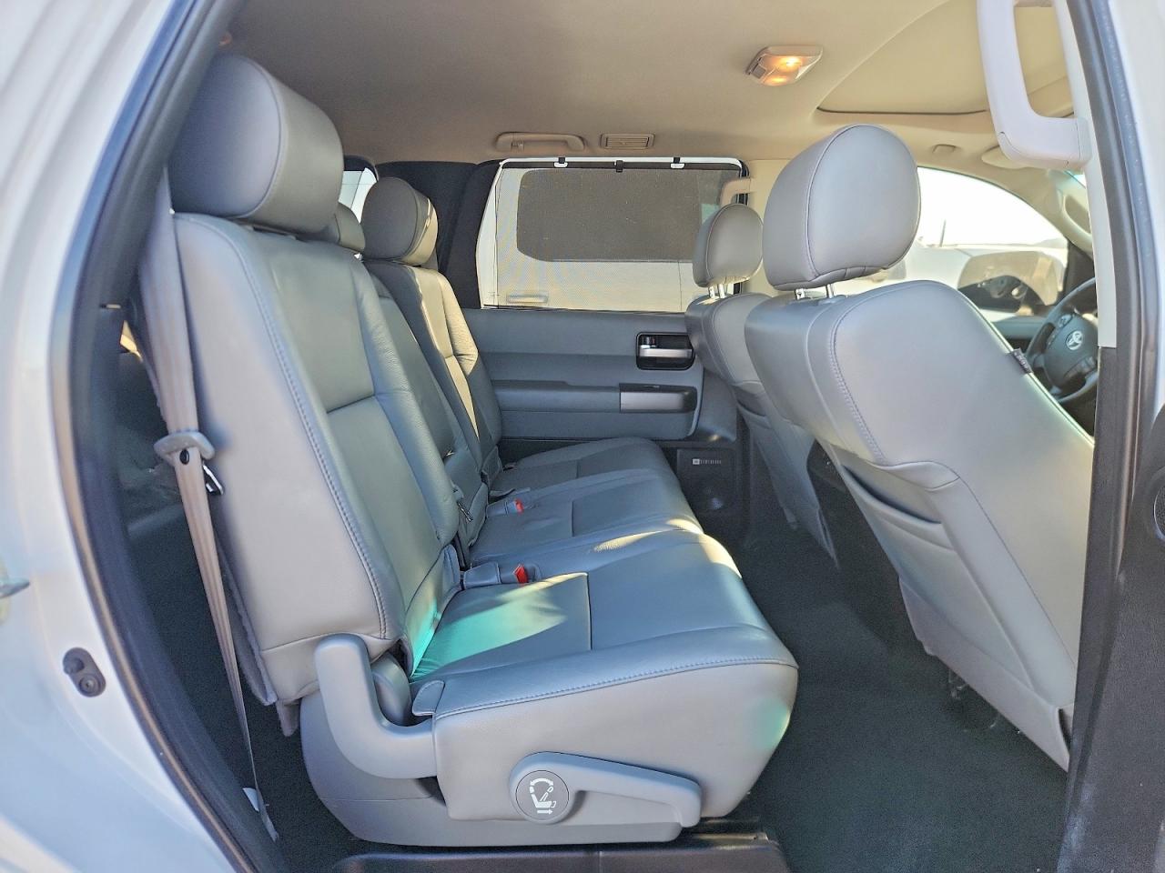 2012 TOYOTA SEQUOIA LIMITED photo 11